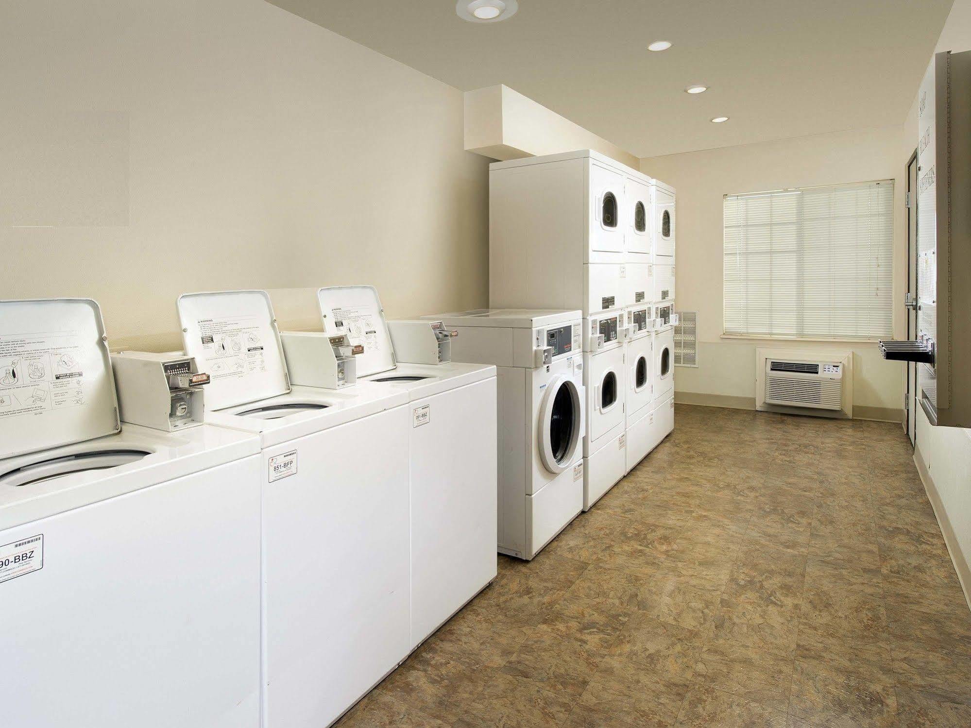 Extended Stay America Select Suites - פורט מאיירס מראה חיצוני תמונה